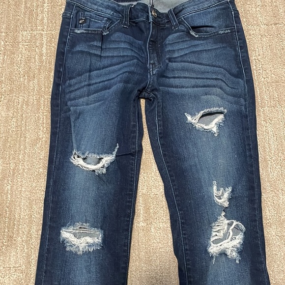 KanCan dark wash distressed skinny jeans, size28 - Picture 3 of 6